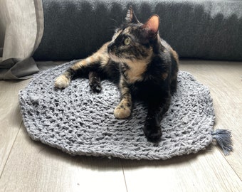 Katzendecke Betty, Decke für Katzen, Katzenkissen, Boho Decke, Katzenzubehör vegan, Vegane Decke, Katzenbett