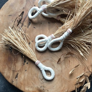 Liesel, cat toy, cat game, natural cat toy, cat activity image 5