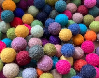 Felt ball, small felt ball, felt toy, cat toy, cat toy accessories