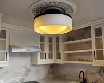 1:12 Scale Miniature Battery Operated Ceiling Light with Medallion