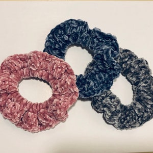 Crochet hair scrunchies