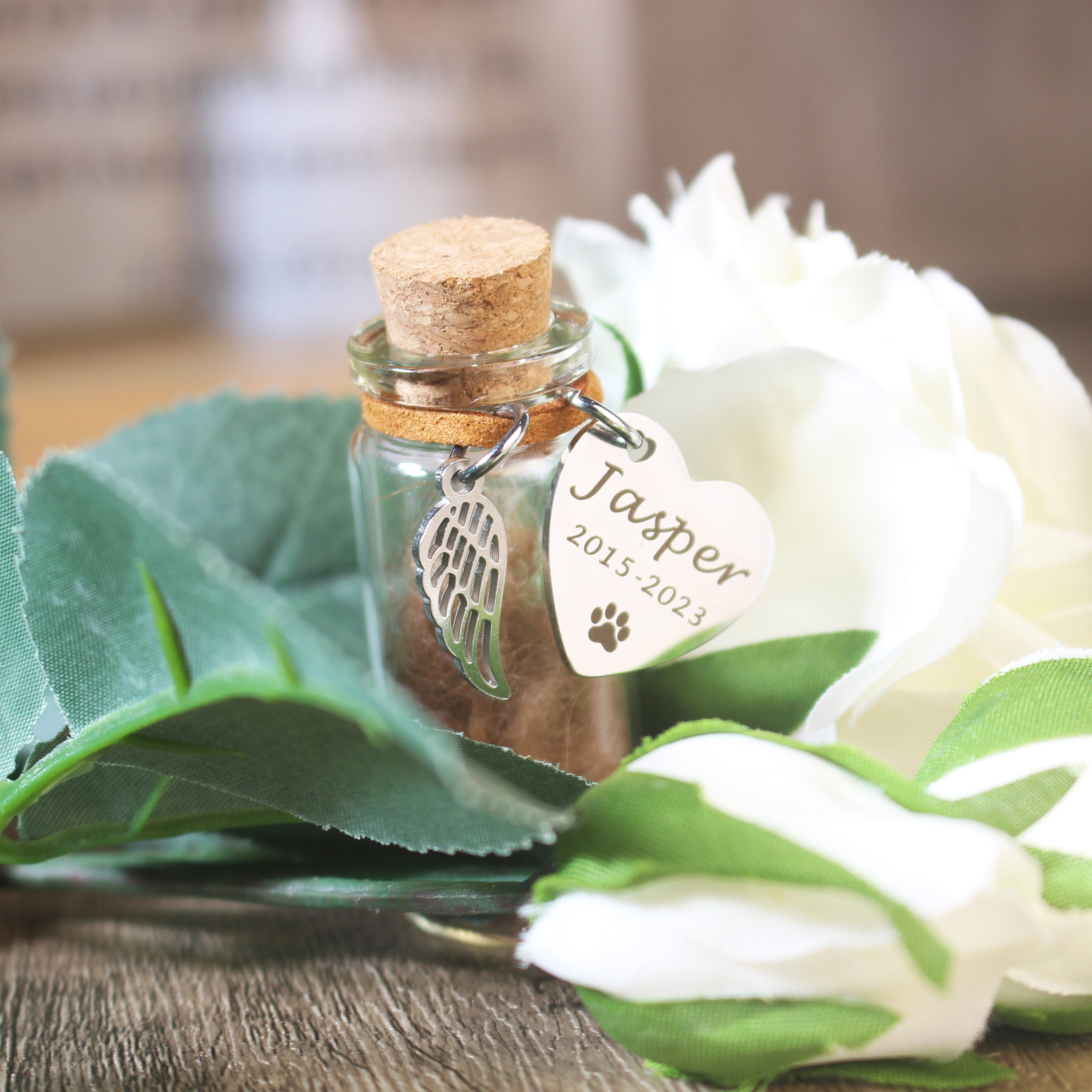 DELORIGIN 4er Set Tierfell Gedenkglas - Aufbewahrung Für Haustierhaare Mit Herzanhänger