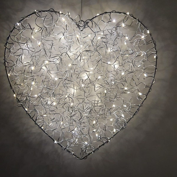 Led Drahtherz,30 oder 40 cm,Herz beleuchtet,Liebe,Muttertag,Valentinstag,50/ 100 Leds Batterie,120 Leds Strom,Timer-FB,Metallherz,Handmade