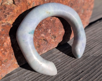 Beautiful "lilac and mint" Guatemalan jadeite cuff