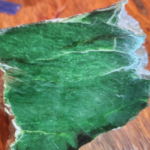 Apple green Hymalayan nephrite jade carving stone 1866 grams