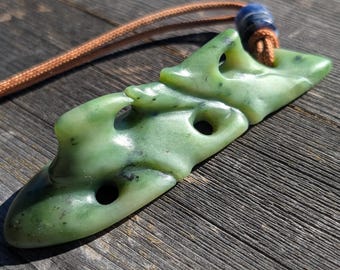 Bright green Hymalayan nephrite jade talisman pendant carving