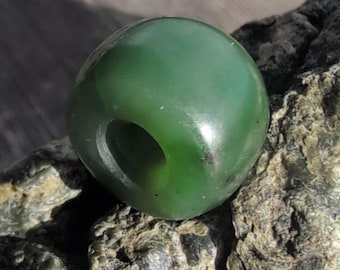Handmade Bright green Yukon Jade bead