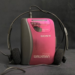 Vintage Sony Walkman WM FX221 AM/FM Radio Cassette Player tested Works -   Hong Kong