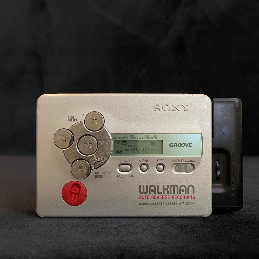 Sony Walkman WM-FX28 AM/FM Portable Cassette Player