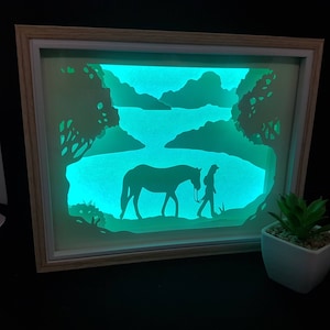 馬と女の子、紙で切ったシャドーボックス、ライトボックス - svg、pdf、scut、dxf、デジタルファイル - cricut、シルエット、ブラザー、カッティングマッチイン