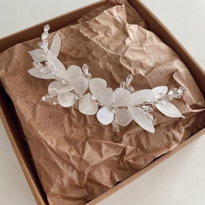 White floral bridal headpiece,floral bridal headband,ivory bridal headpiece