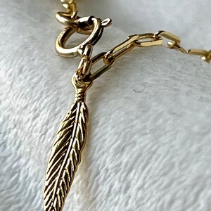 Paperclip Bracelet, Tiny Feather Charm, 14 kt Gold, Dainty Jewelry, Gift for Her, Layering jewelry, bridesmaid gift, Dainty Chains