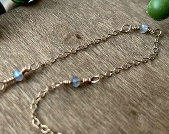 Labradorite Gemstone, Dainty Choker, Necklace, Gold Necklace, Mothers Day Gift, Dainty, Gold Jewelry, Cable Chain, Present For Mom