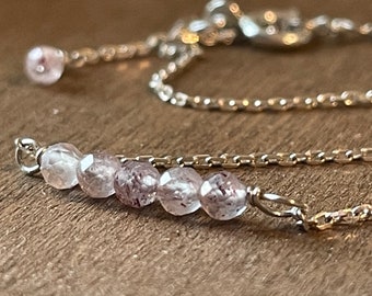 Strawberry Quartz Bracelet, Minimalist Bracelet, Dangling Crystal, Crystal Pendant, Healing Crystal, Bridesmaid Present, Gift For Her