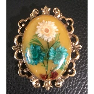Dried Flowers In Resin Vintage Brooch Pin