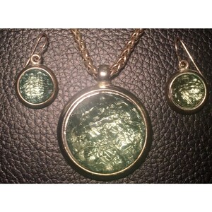 Shimmering Iridescent Green Vintage Necklace Pendant & Earrings Set