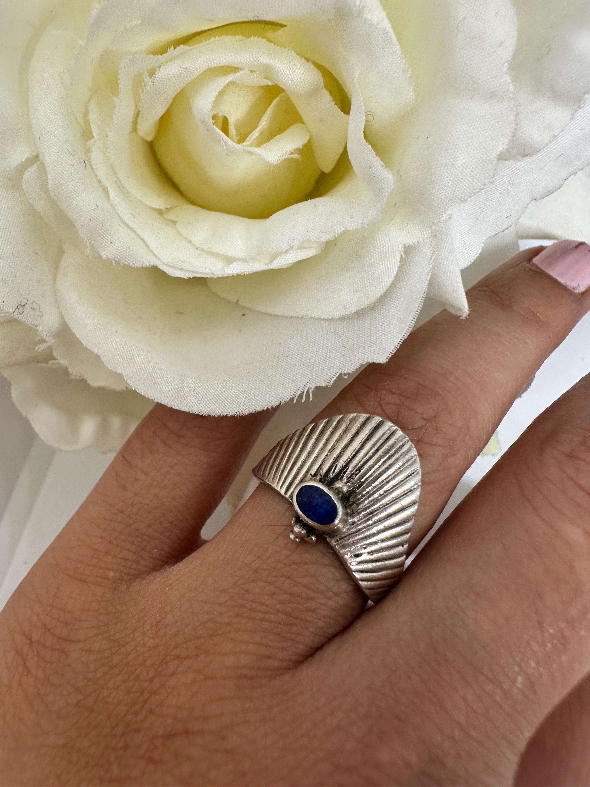 Vintage Ring 1990s Silver 925 Elegant Lapis Lazuli Blue Oval