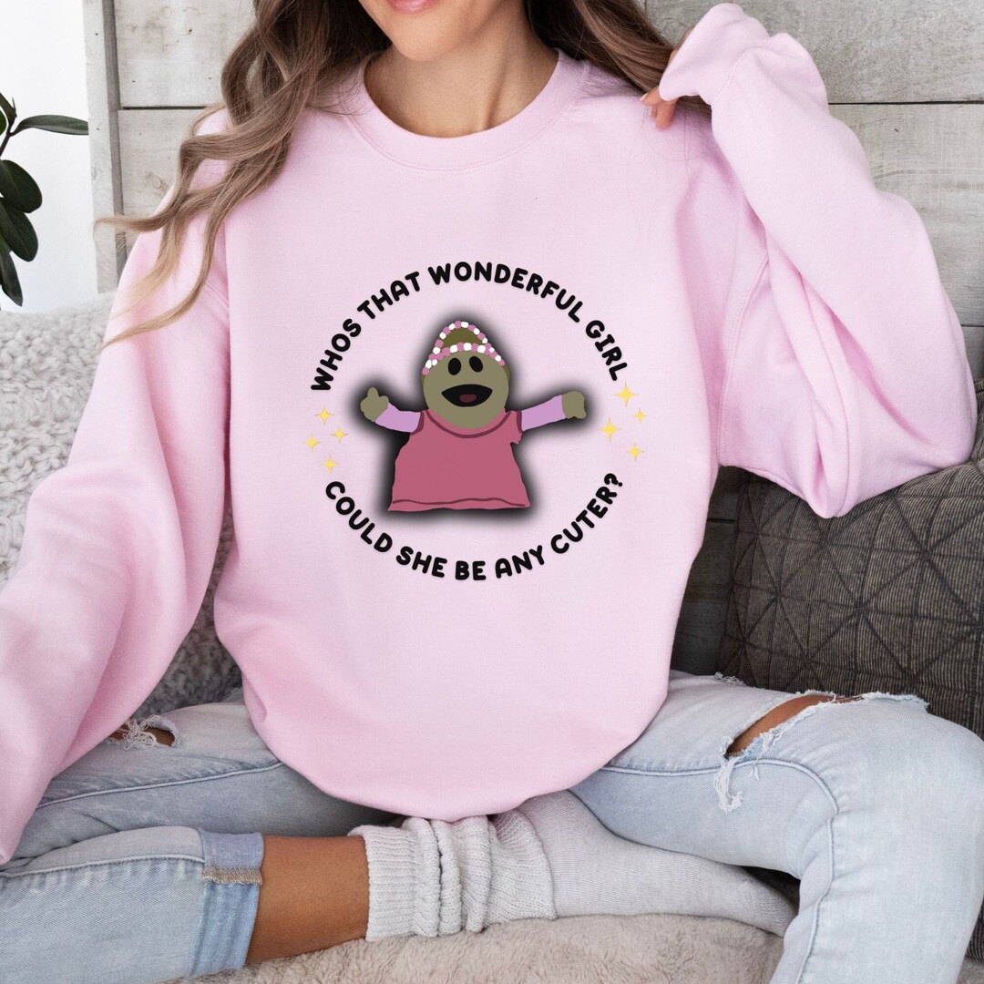 Whos That Wonderful Girl Sweatshirt Nanalan Sweatshirt Mona - Etsy UK