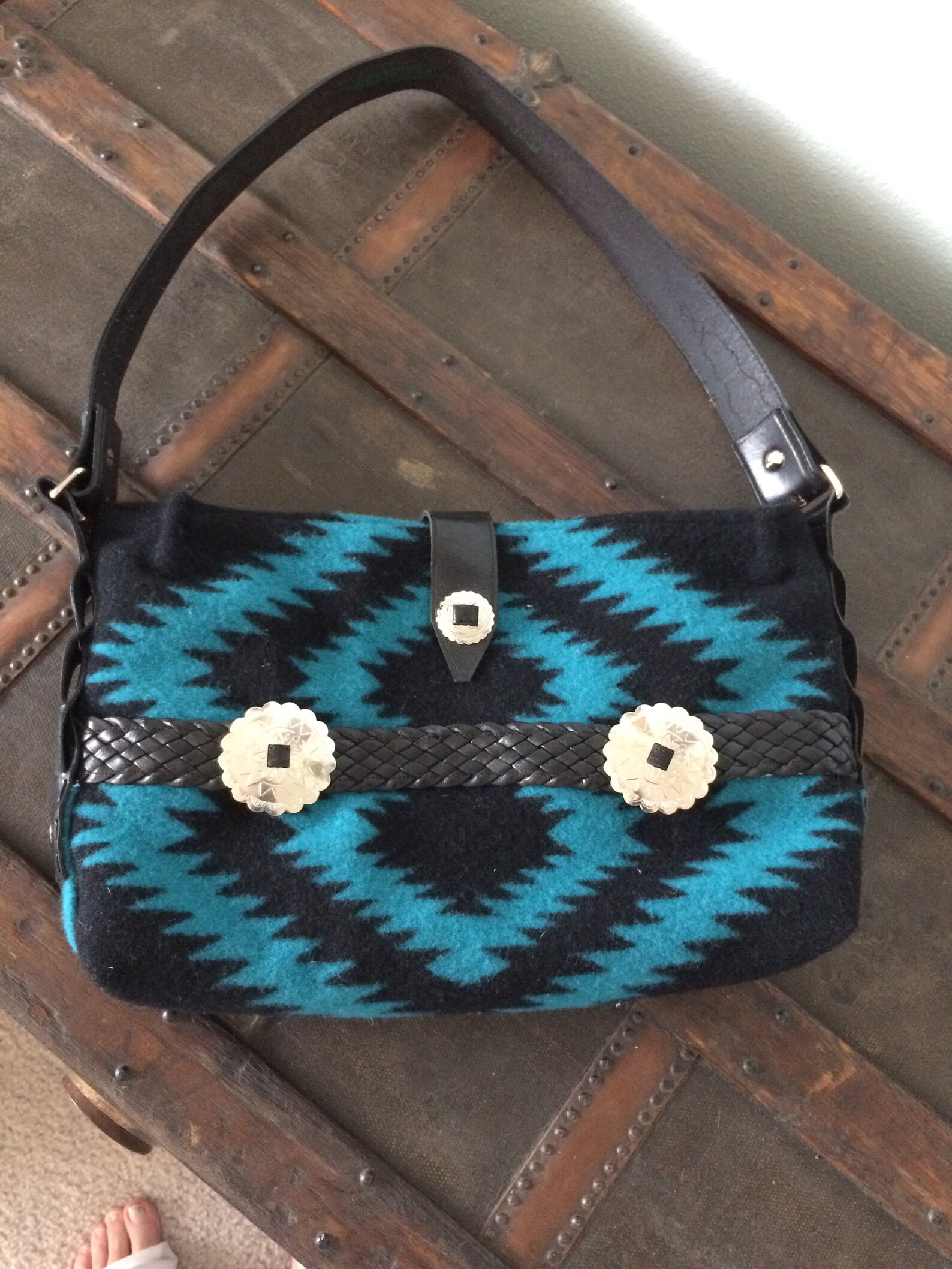 Pendleton Geometrisches Tribal Muster Türkis und Schwarz ...