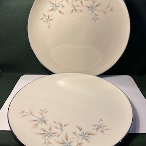 Lenox Wyndcrest set of two dinner plates
