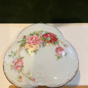 Limoges Jammet Seignolles floral dish w/lid