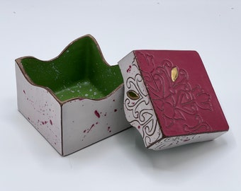 ceramic planter with gold Luster