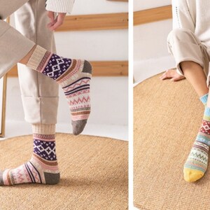 Set of 5 Pairs of Trendy Vintage Style Spring/Winter Socks Vintage Socks. Free Delivery, Next shipping. image 8