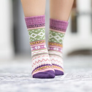 Set of 5 Pairs of Trendy Vintage Style Spring/Winter Socks Vintage Socks. Free Delivery, Next shipping. image 6