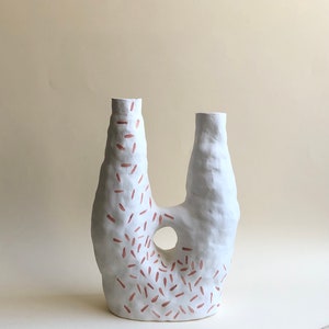 witte keramische kandelaar