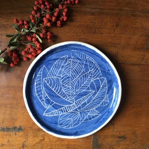 placa de cerámica hecha a mano