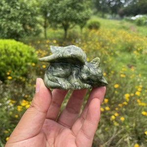Natural Serpentine Cat Carving with Wings|Healing Crystal|Sleeping Cat Carving|Crystal Animal Cat Sculpture|Handmade Gift for Women and Kids