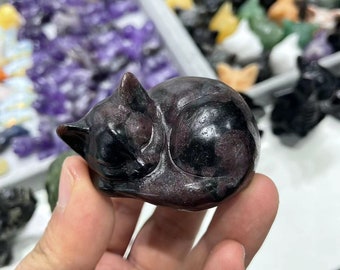 Natural Garnet Sleeping Cat Carving: Healing Crystal Sculpture