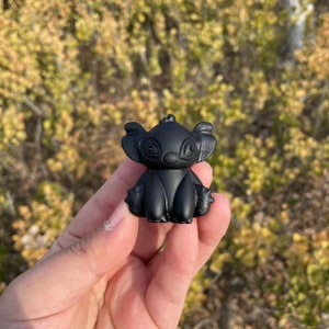Cute Black Obsidian Stitch Carving|Healing Crystal|Crystal Obsidian Stitch Sculpture Carvings|Energy Stone|Crystal Gifts for Her and Kids