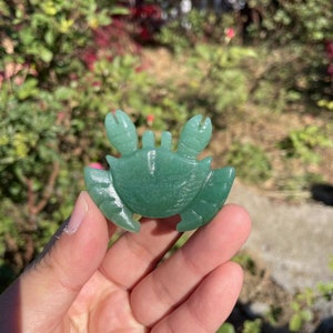 Green Aventurine Crab Carving: Crystal Healing SculptureCrystal Decor