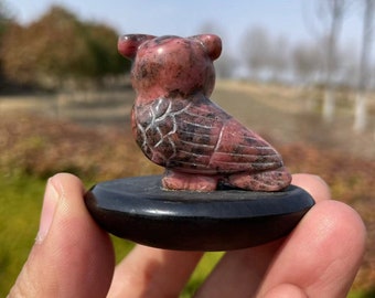 ロードナイトのフクロウ彫刻：癒しのクリスタル動物像 - Etsy 日本