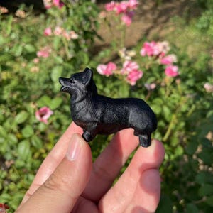 Lovely Obsidian Dog Carving|Healing Crystal Corgi Carving|Stone Carving|Crystal Animal Corgi Statue|Crystal Corgi Gift for Women and Kids