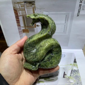 Natürliche Serpentin Kobra Schnitzerei|Heilkristall|Kristall Schlange Schnitzerei|Kristalltier Kobra Skulptur|Handgemachtes Schlangen Geschenk für Frauen und Kinder