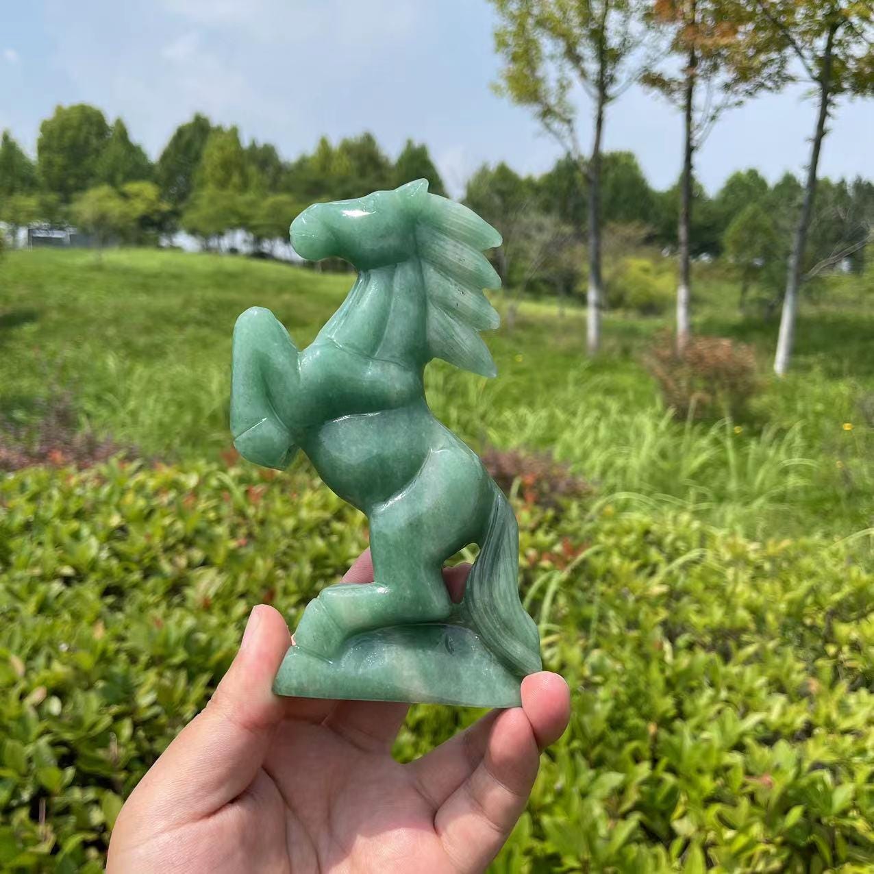 グリーンアベンチュリンの馬の彫刻：クリスタル動物の置物（5.89インチ