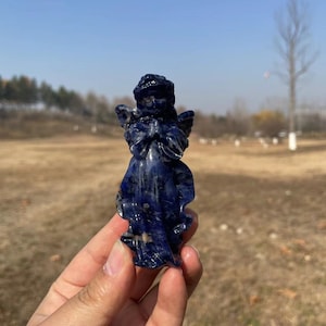 Crystal Sodalite Girl Angel Carvings|Healing Crystal Spiritual Purification Girl Angel Sculpture|Crystal Angel Gift for Women Men and Kids