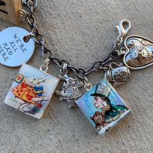 Bracelet Alice in Wonderland, the Cheshire Cat, We’re All Mad Here Bracelet