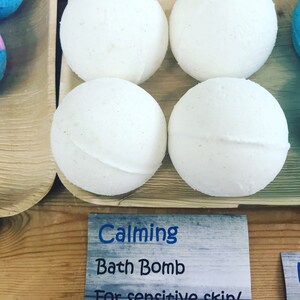 Sensitive skin bath bombs