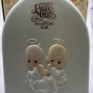 1981 Precious Moments Membership Plaque