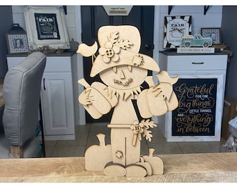 Scarecrow Shelf Sitter
