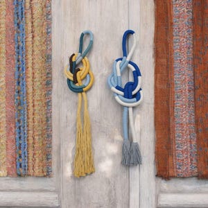 Boho Macrame Knot Wall Hanging: Colorful Handmade Rope Decor (90cm x 30cm)