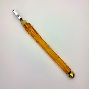 Plastic on sale glass cutter