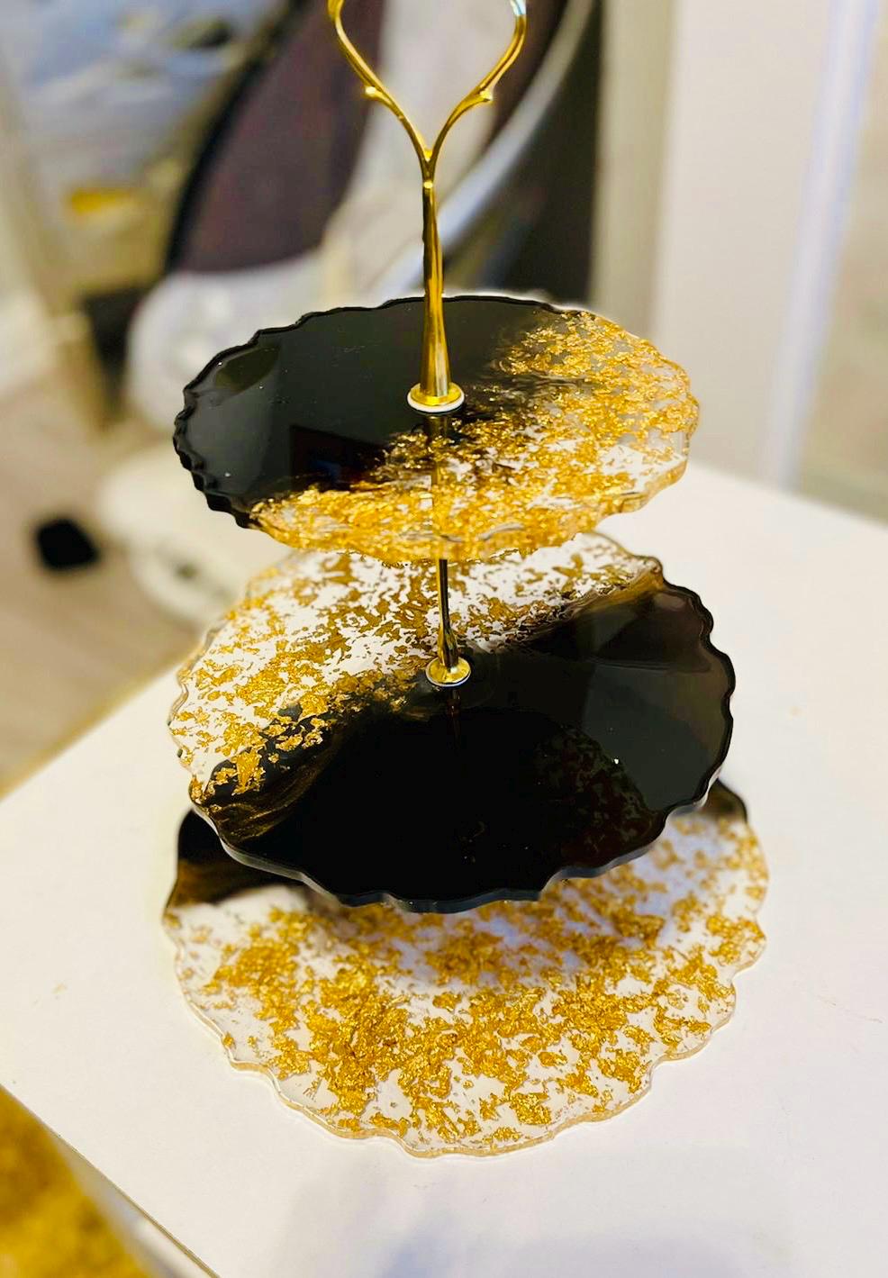 3段の樹脂製ディスプレイスタンド。エレガントなハンドメイド - Etsy 日本