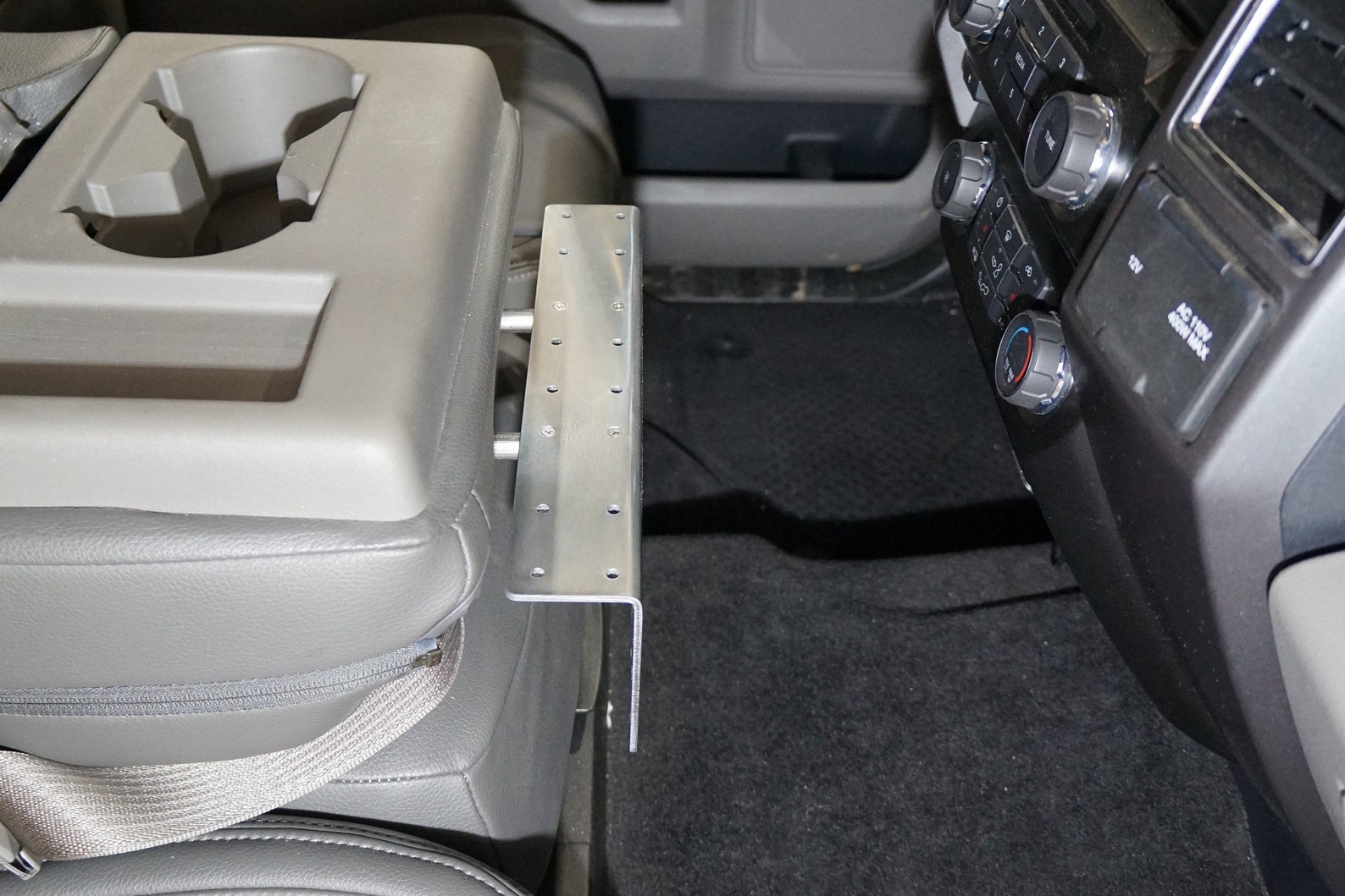 20112021 Ford F150 F250 F350 Front Center Seat Headrest Etsy