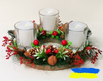 Table wreath candle holder for three candles