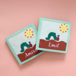 Livre tranquille La Petite Chenille Insatiable - Cadeaux personnalisés Enfants/Jouets Montessori pour les tout-petits