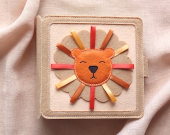 Mini Quiet Book The lion, Busy Book with Baby Name/ Montessori Toys/ Activity book/ Children Birthday Baptism Christmas Gift